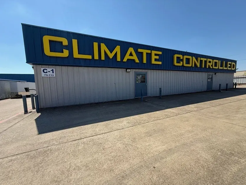AmeriStor Self Storage exterior