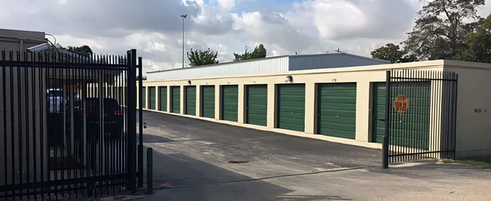 Houston Mini Storage exterior